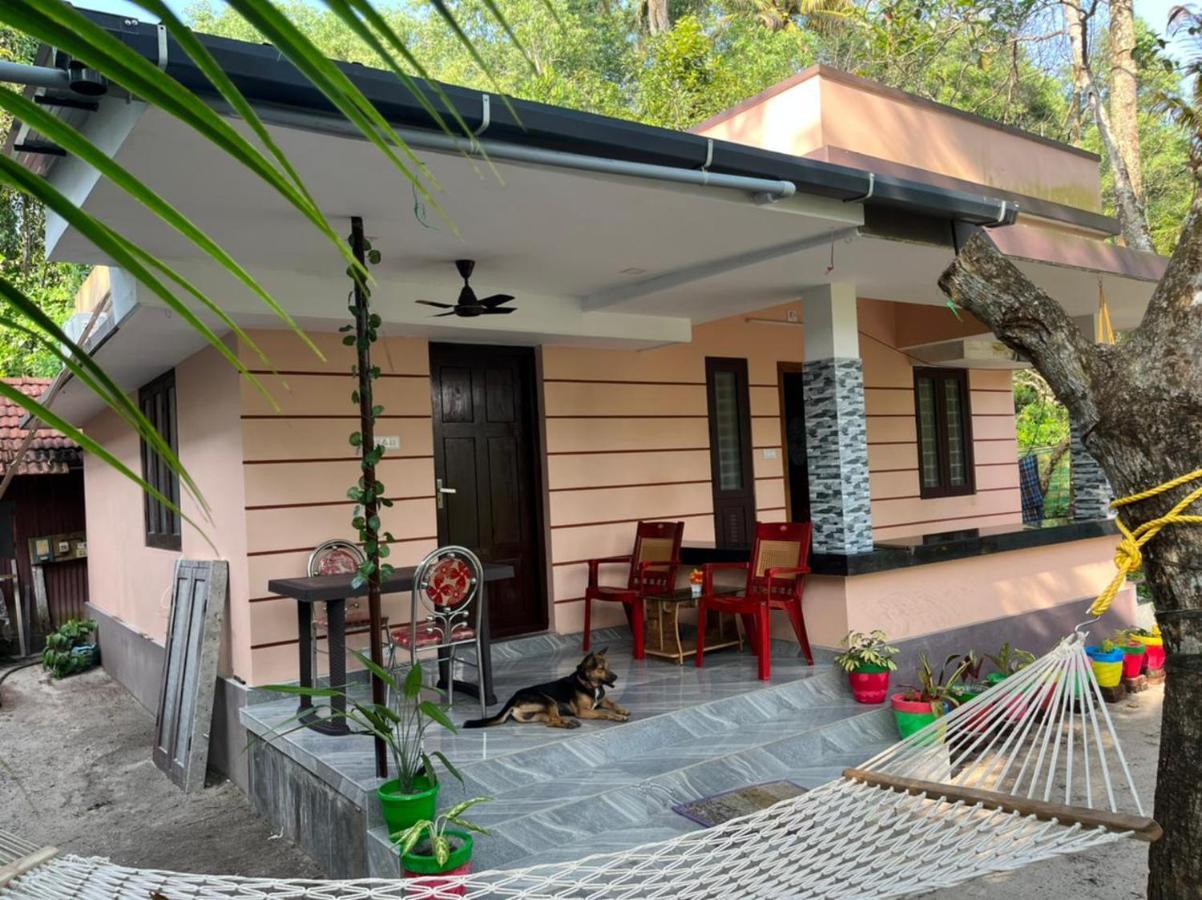 מאראריקולם Marari Kallyani Beach Homestay מראה חיצוני תמונה